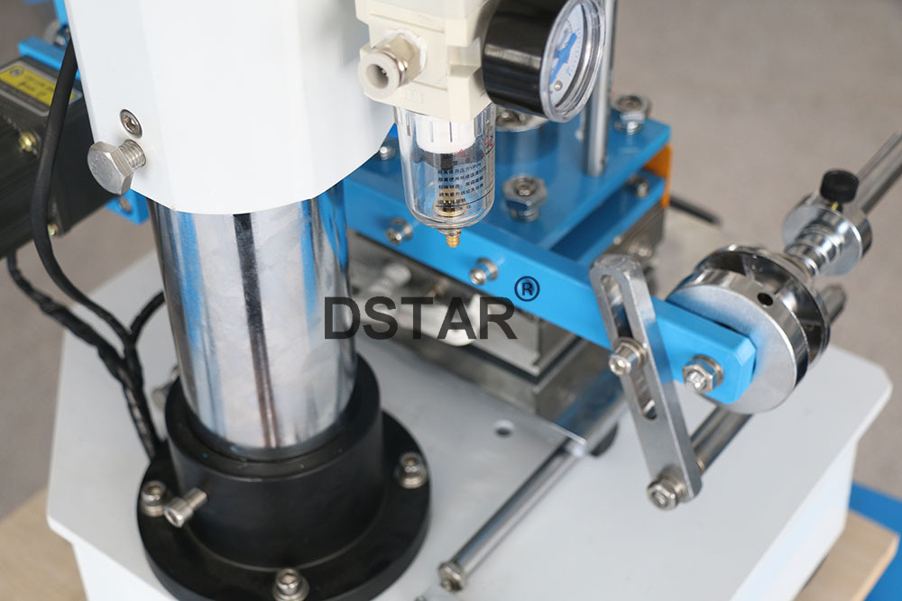 Desktop foil stamping machine DX-T150A1